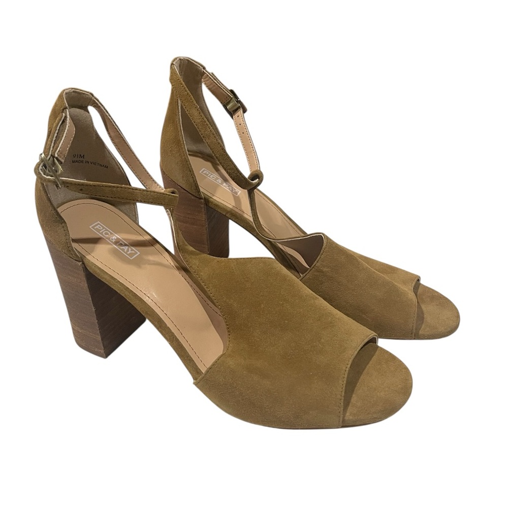 Elegant Tan Suede Block Heel Sandals